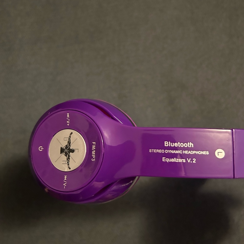 Over the eat Headphones
